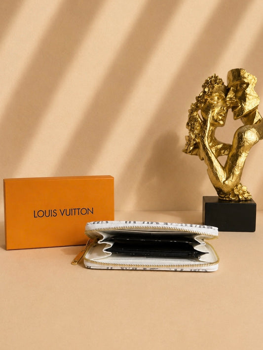 L-V Wallet Cerise AB1