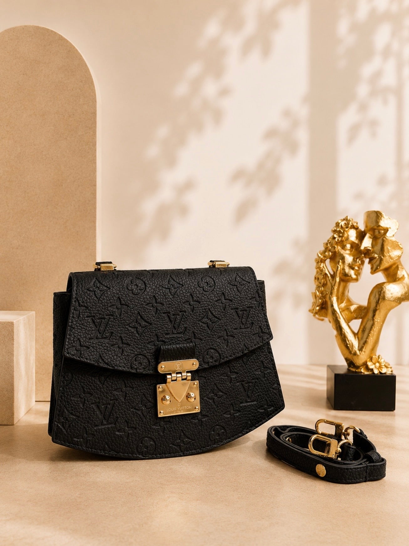 Bag LS/VN Full Monogram Black